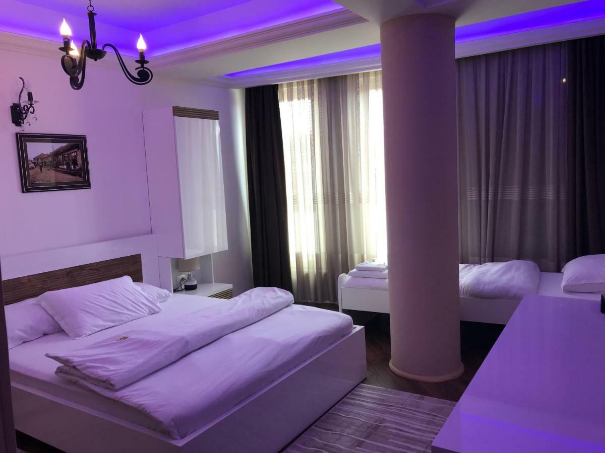 Apollonia Hotel Gjakova Exterior foto