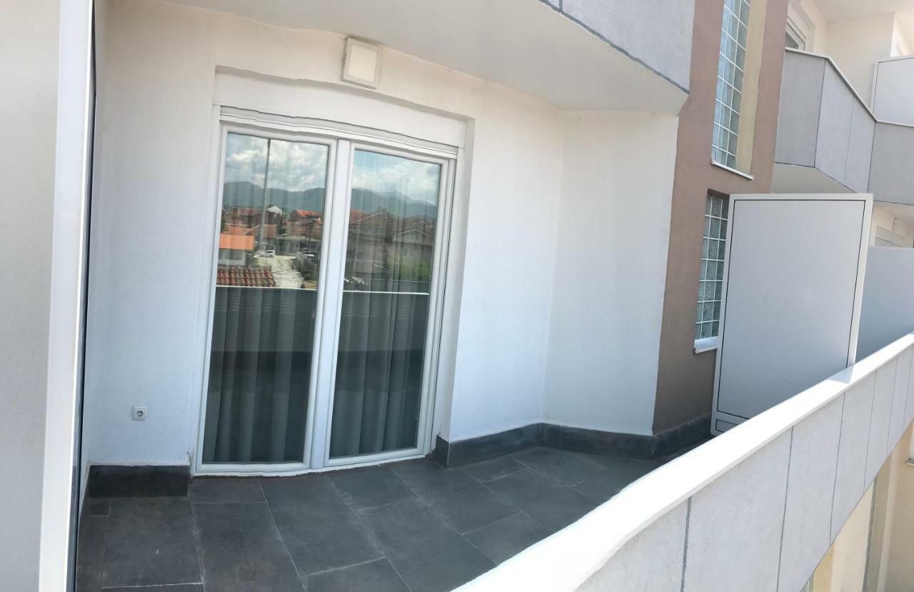 Apollonia Hotel Gjakova Exterior foto